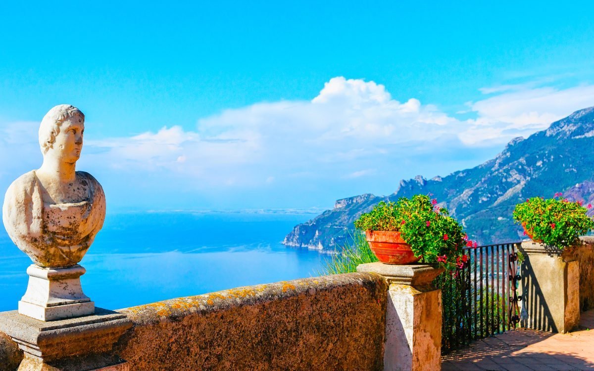 Terrace of Infinity statues at Villa Cimbrone, Ravello