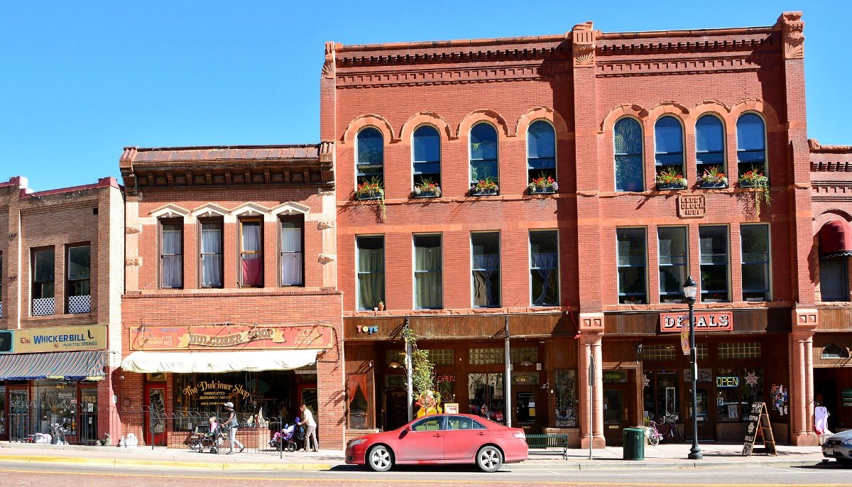 The town of Manitou Springs, Colorado