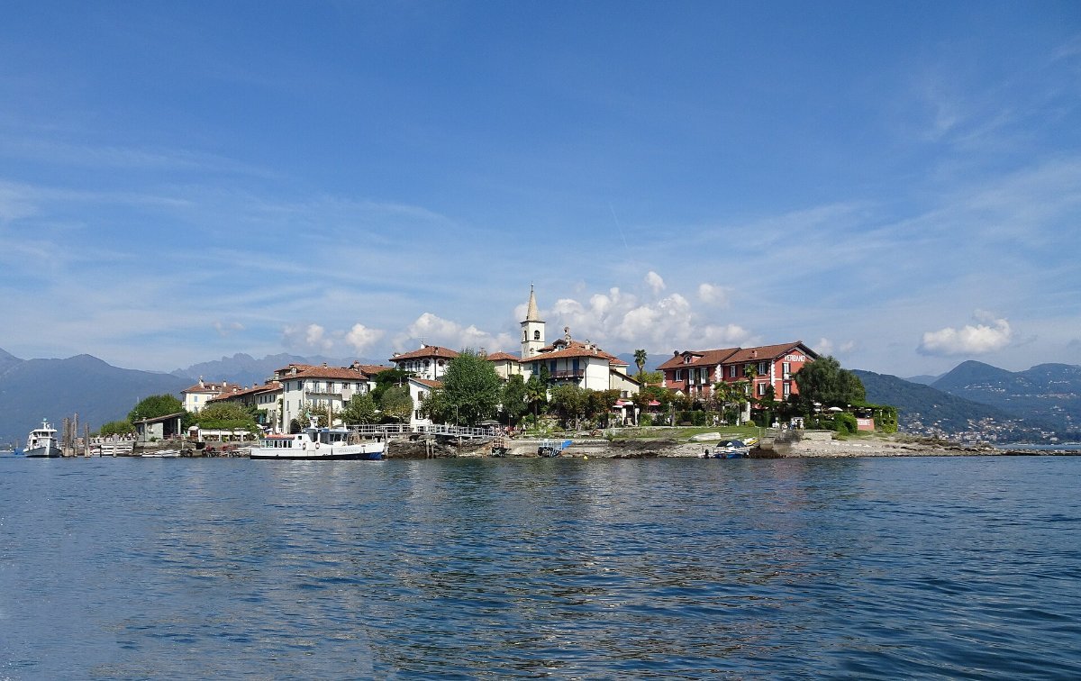 Isola dei Pescatori, the fishermen's island on Lake Maggiore