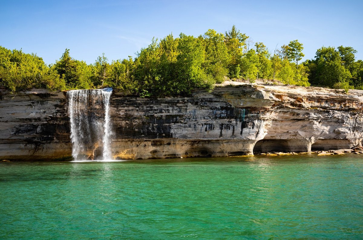 The cliffs of Pictured Rocks National Lakeshore