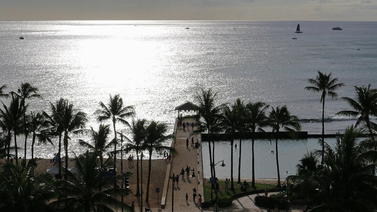 Waikiki Beach and Diamond Head on Oahu