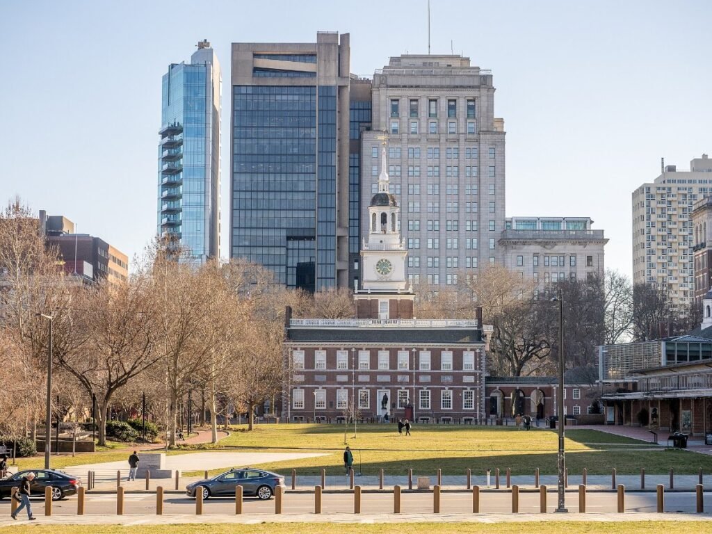 Independence Hall with the Philadelphia skyline behind