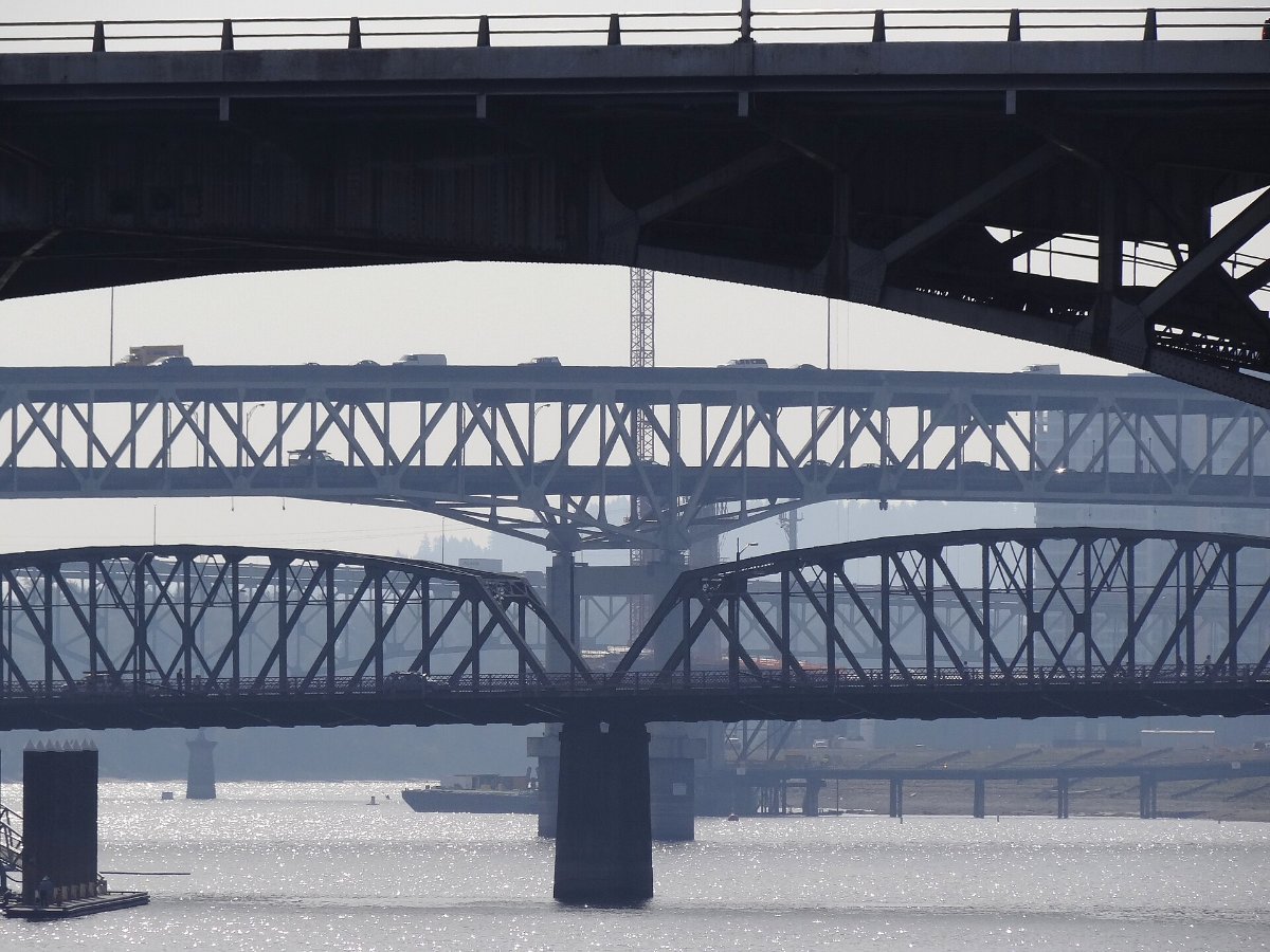 Bridges over the Willamette River in Portland