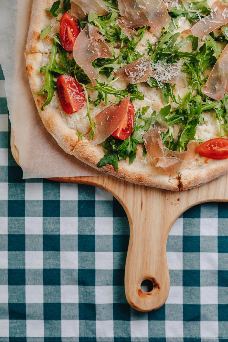 A Neapolitan pizza, the dish this city invented