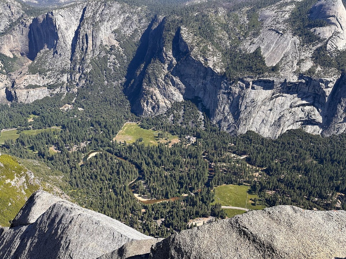 The view from Glacier Point in Yosemite