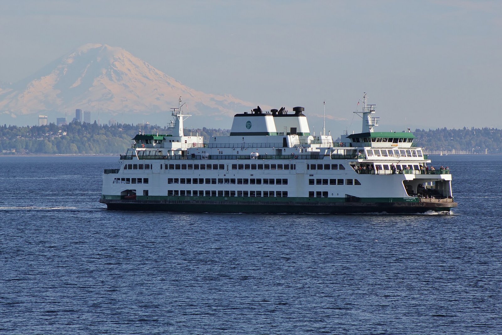 The Seattle skyline with the Space Needle and Mount Rainier