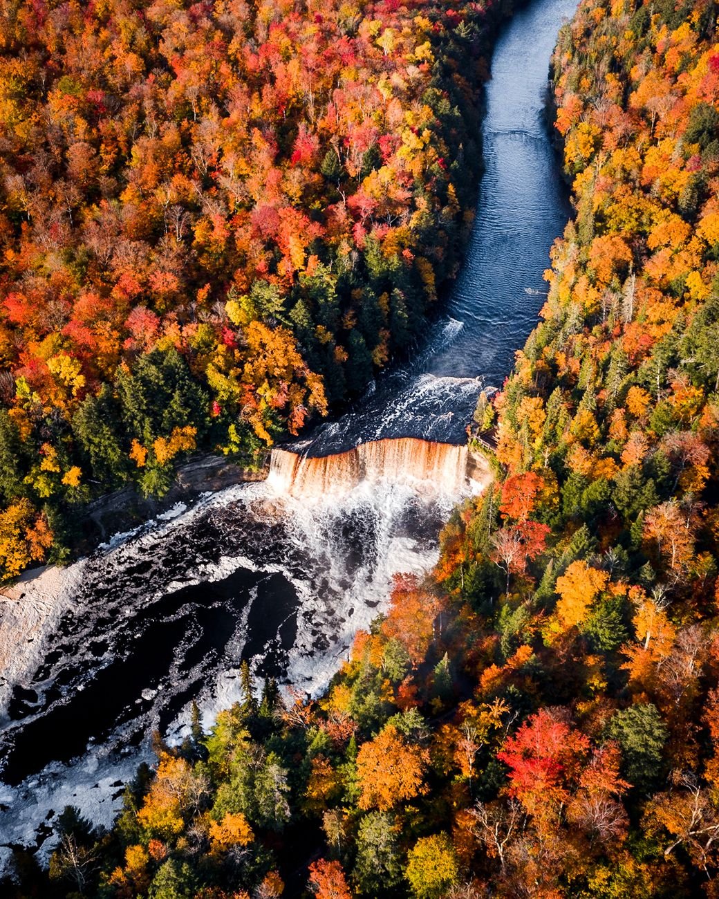 Tahquamenon Falls in Michigan's Upper Peninsula in autumn