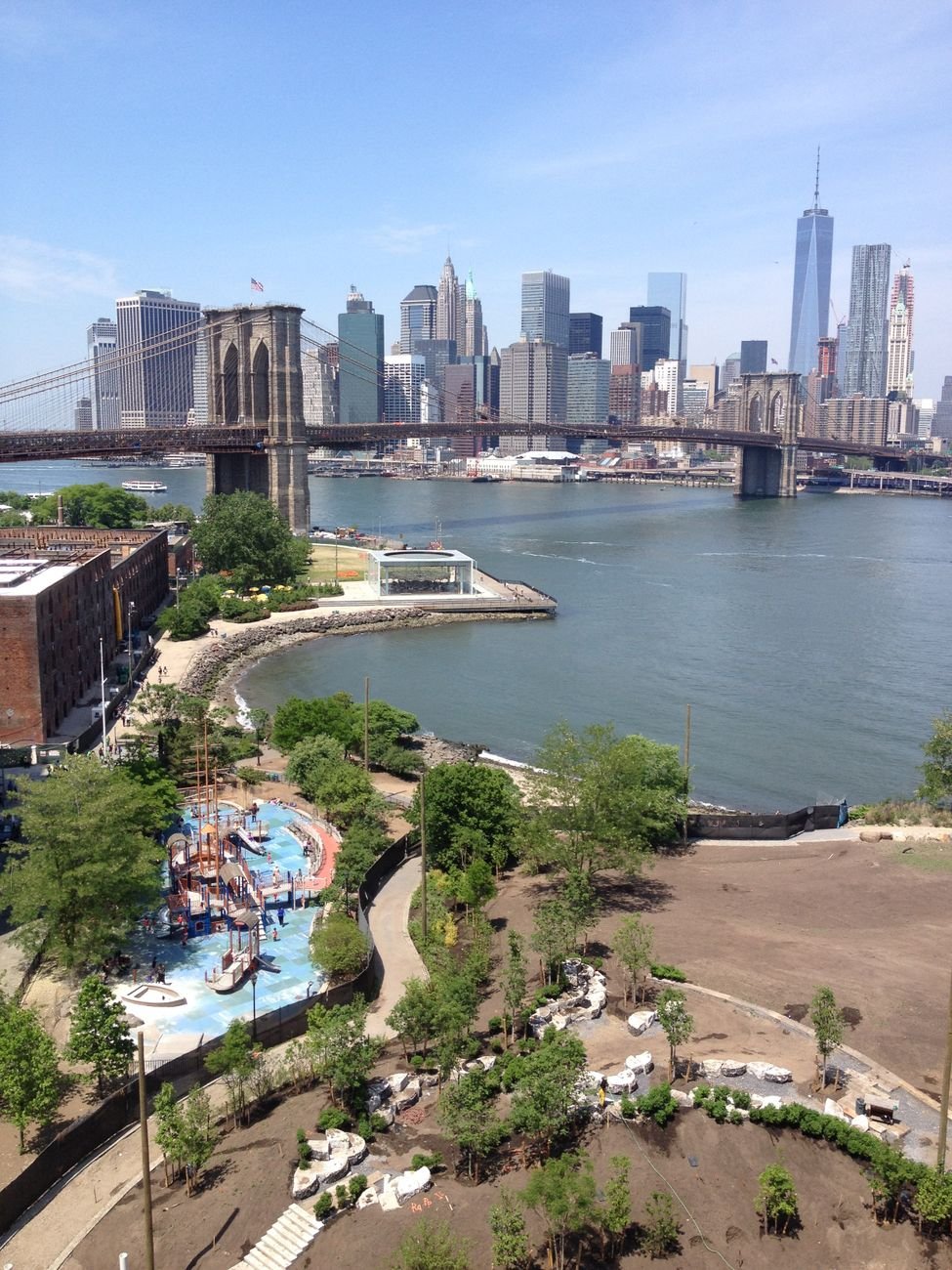 The Brooklyn Bridge seen from Brooklyn Bridge Park