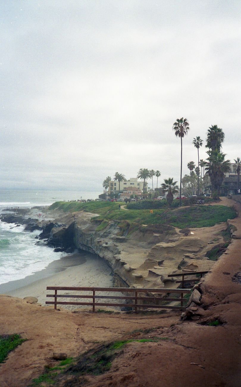 Clear water and sea cliffs at La Jolla Cove