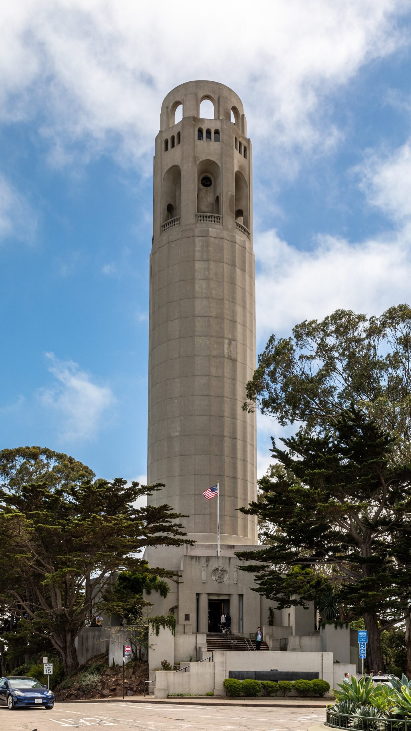 Coit Tower on top of Telegraph Hill