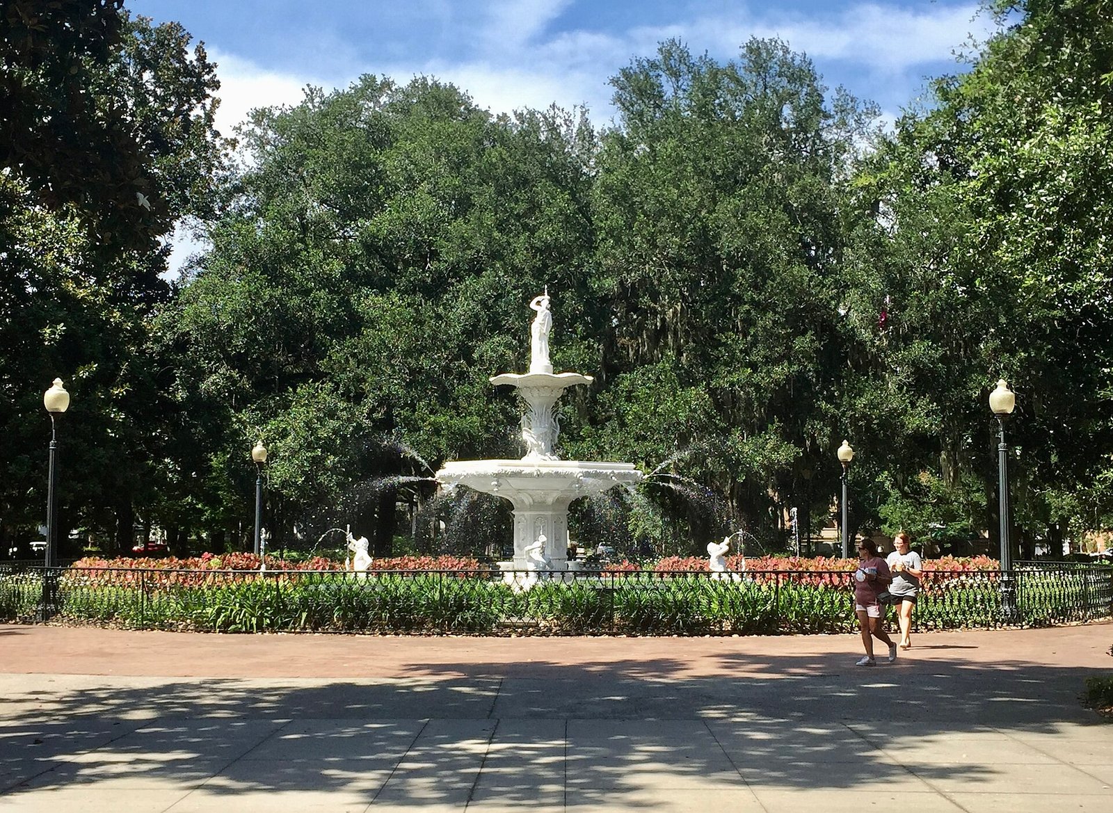 The white cast-iron fountain in Forsyth Park, Savannah