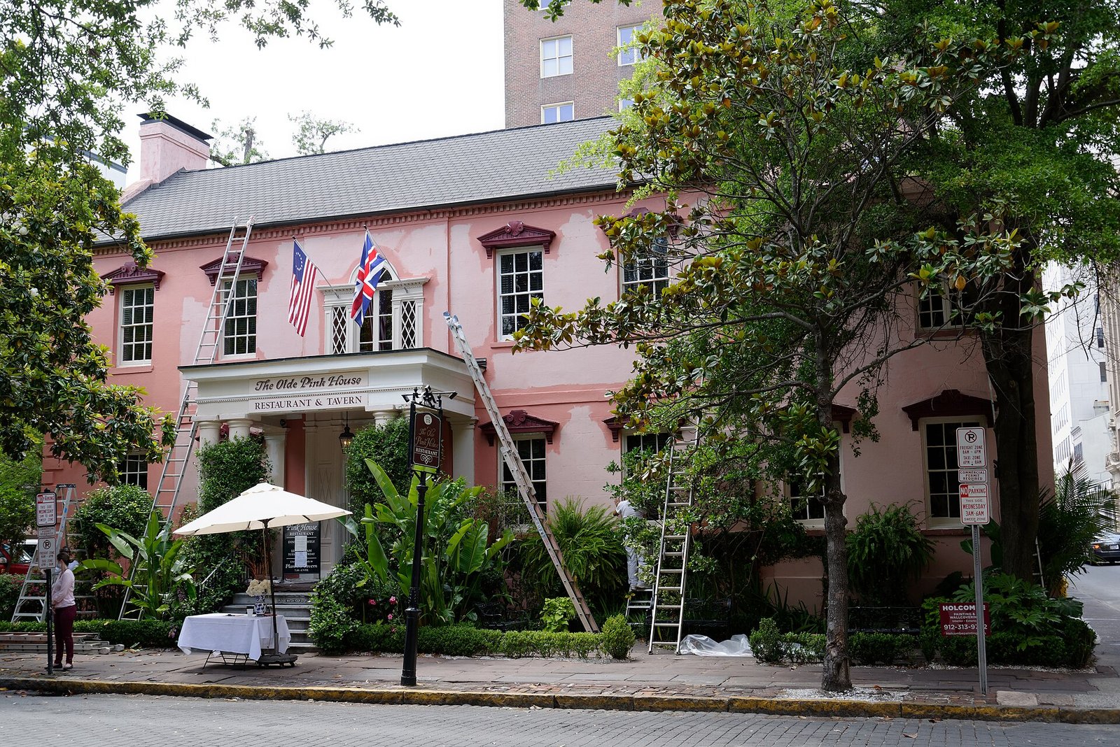 The Olde Pink House on Reynolds Square, Savannah